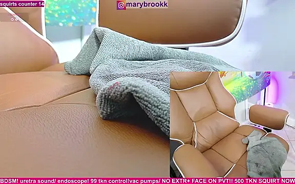 MaryBrook1's Live XXX Chat