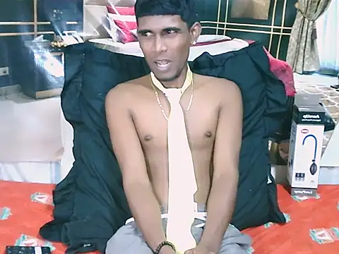 IndianThuggin 即時 XXX 聊天