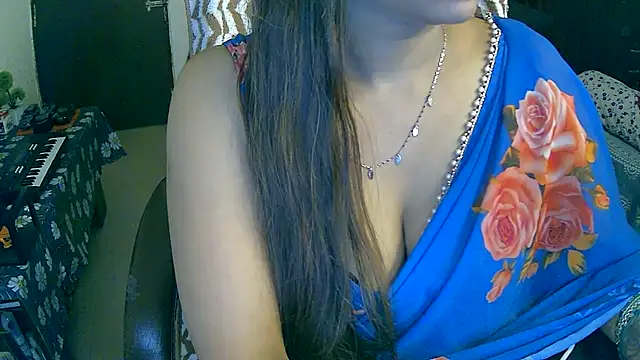 Cute-Tara 现场XXX聊天
