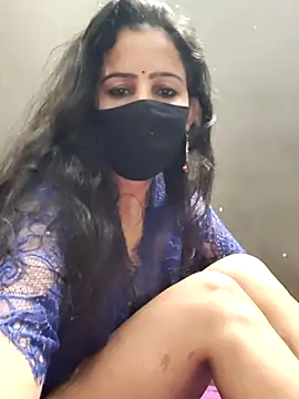 Kanika_76's Live XXX Chat