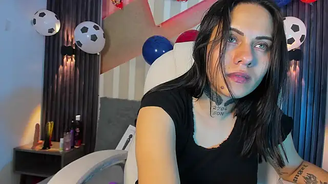 MadisonYoung000 élő XXX-chatje