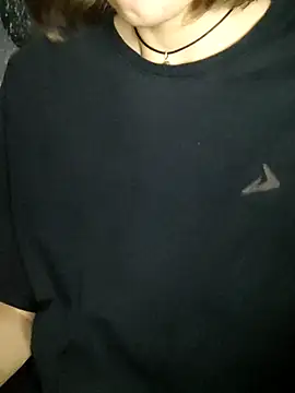 Chat +18 de Aashikalaa ao vivo