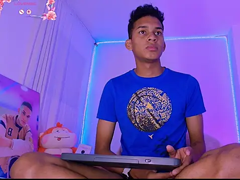 Živý XXX chat dilan_alfonzo