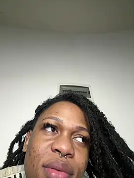 צ'אט XXX בשידור חי של BonnyMolhada