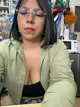 ISABELLA__LUNA XXX чат на живо
