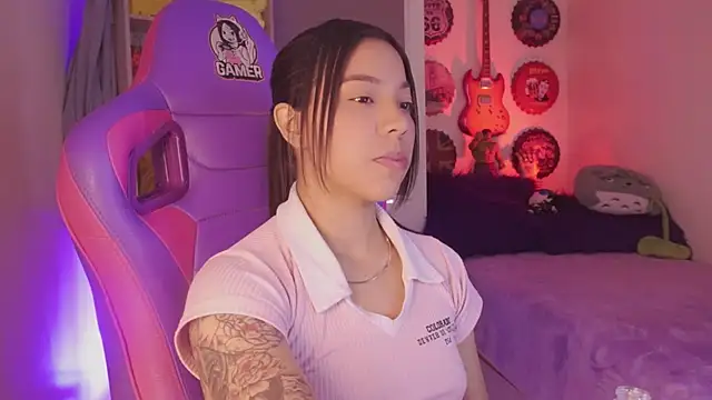 madelyn_rose_'s Live XXX Chat