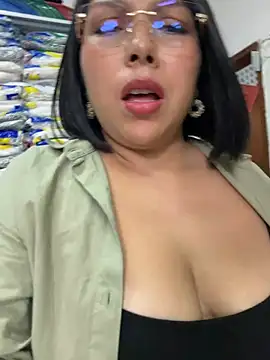 Chat XXX ao vivo de ISABELLA__LUNA