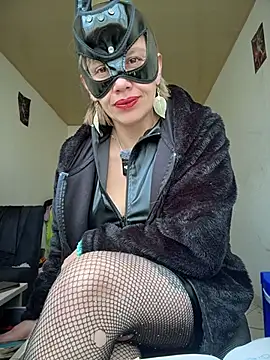 MARILYNKOVANOVA – Live XXX-chat