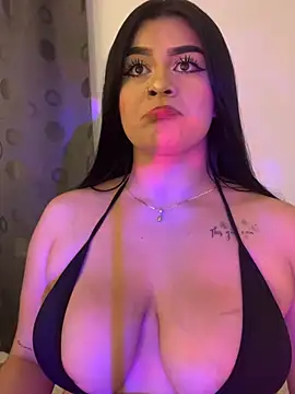 Kariina__69 XXX чат на живо