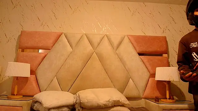 Zoelucas Adlı Modelin Canlı XXX Sohbeti