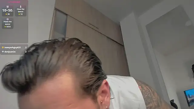 Axel__Blaze's Live XXX Chat