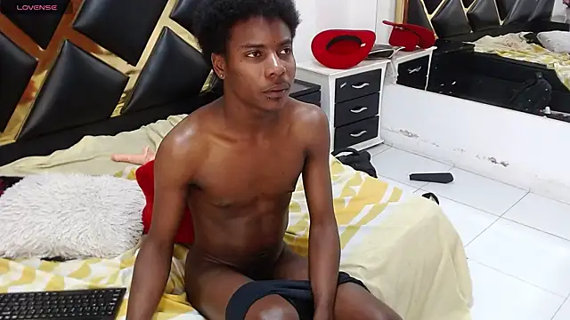 NoahJhonson69 Live XXX Chat
