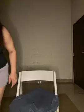XXX chat uživo modela LioraWance