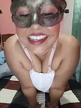 Maskedcurves' Live XXX Chat