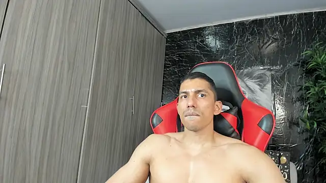 Erik_castle Live XXX-Chat