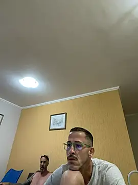 دردشة MeladoDiMel الجنسية المباشرة