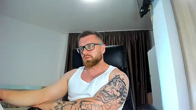 Findom_guy – Naživo XXX chat