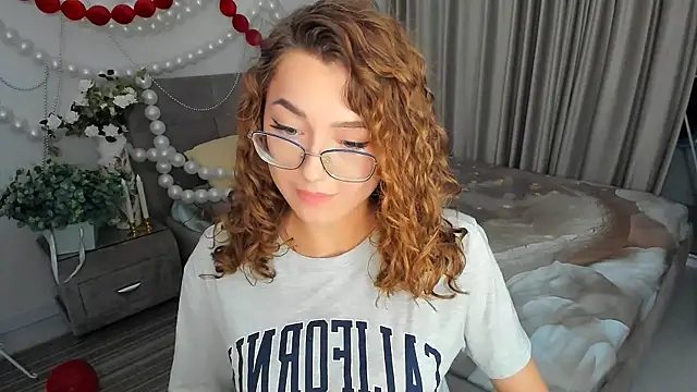 SereneFlame's Live XXX Chat