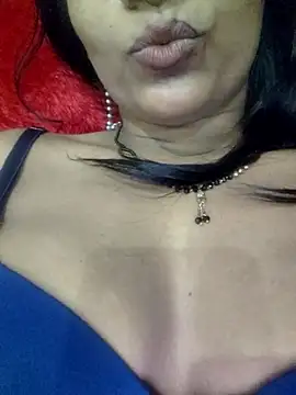 khushi_ji00 élő XXX-chatje