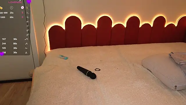 cuteface_bigass_'s Live XXX Chat