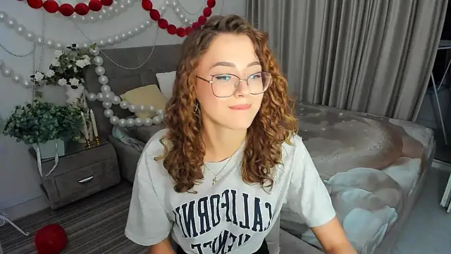 Živý XXX chat SereneFlame