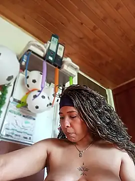 Ivon_C Chat XXX live