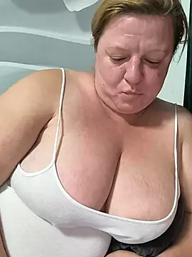 jusichka XXX чат на живо