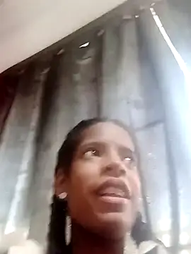 Chat +18 de thianahorny ao vivo