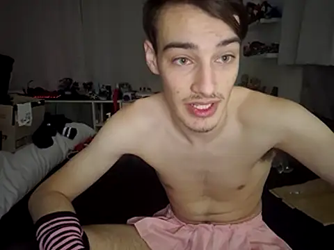 Smelly-Ewan-stinks' Live XXX Chat