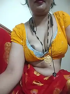 Chat +18 de poojashine ao vivo