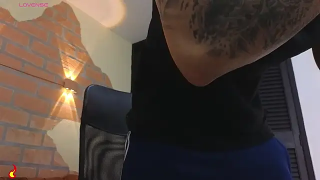 Josh_miller01's Live XXX Chat