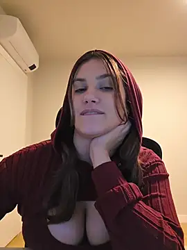 MiaRides19's Live XXX Chat