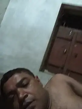 deshilnd Adlı Modelin Canlı XXX Sohbeti