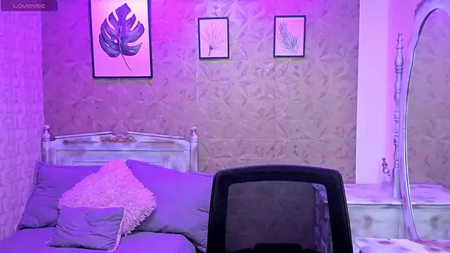 Dali_collin লাইভ XXX চ্যাট