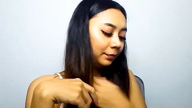 KristieOrtmann Live XXX Chat