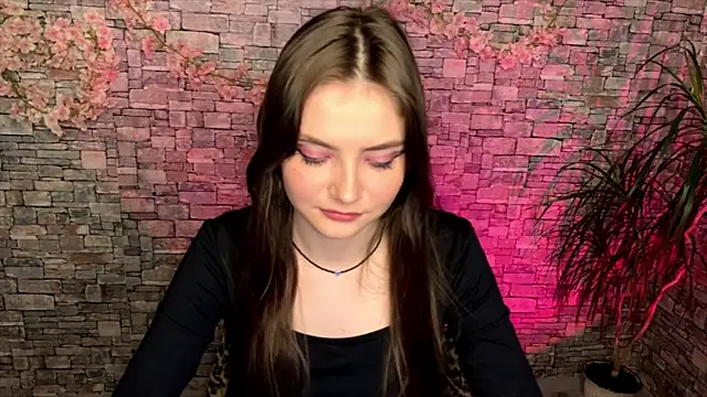 may_rollins Adlı Modelin Canlı XXX Sohbeti