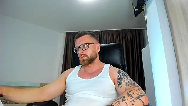 Živý XXX chat Findom_guy