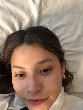 Chat +18 de 3littles ao vivo