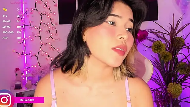 Isabellabills élő XXX-chatje
