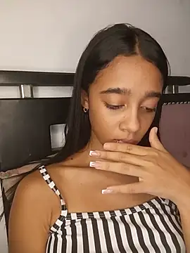 Zoe_Sweett18 Chat XXX live