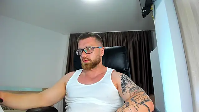 XXX chat uživo modela Findom_guy