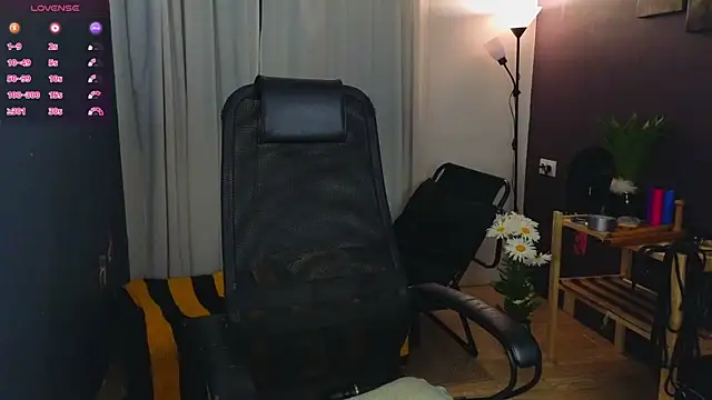 Živý XXX chat laracroftmansion