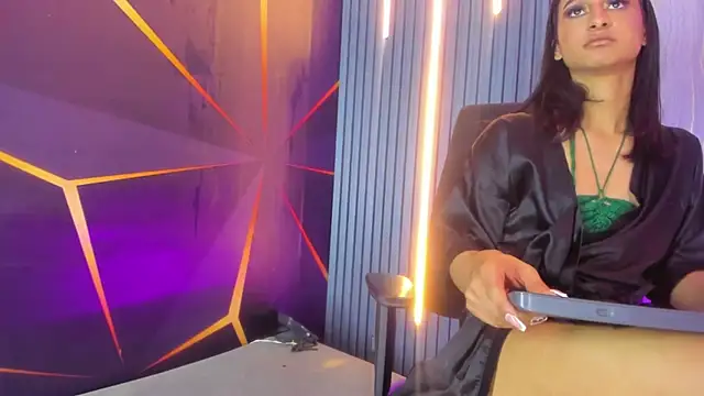 Miss_Isa_n Live XXX chat