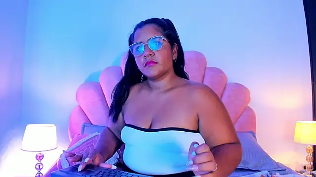 Mommy_Big_Ass Live XXX-Chat