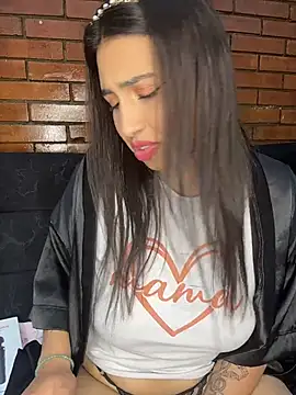 TAMMYBLACKK Live XXX Chat