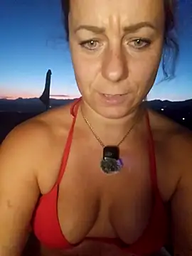 AngelaDesires Chat XXX live