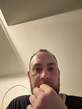 ruffy441 Live XXX-Chat