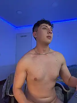 XXX chat uživo modela OLIVER_K