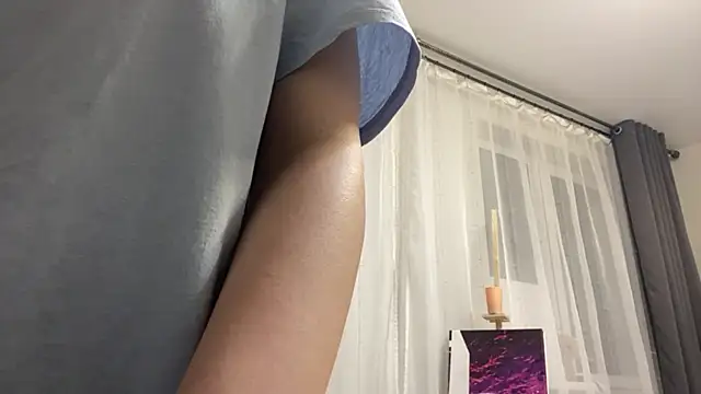 LiabaeのライブXXXチャット