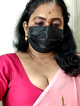 XXX chat uživo modela mallu_flower